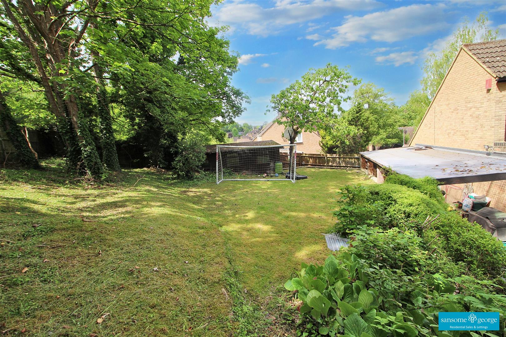 Skerritt Way, Purley On Thames, Reading
